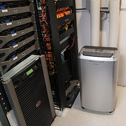 portable air conditioner in server room